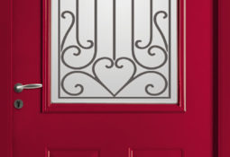 Porte d'entrée rouge en acier
