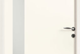 Porte d'entrée blanche en acier